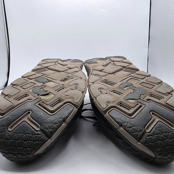 Hoka One One Clifton Mens Size 11 Gray Running Shoes Athletic Walking Casual - Picture 11 of 13